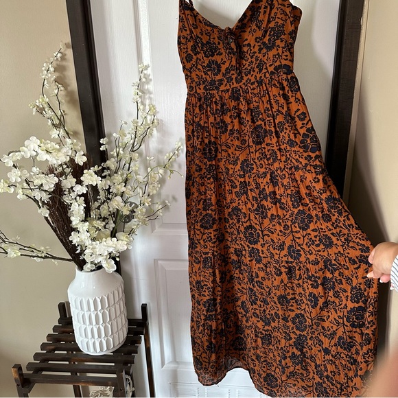 Blue Rain Brown and Black‎ Floral Maxi Dress - Picture 4 of 13